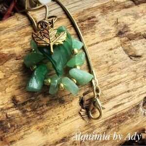 Boho-Vintage Gold and Green aventurine gemstones Leaf charms Necklace